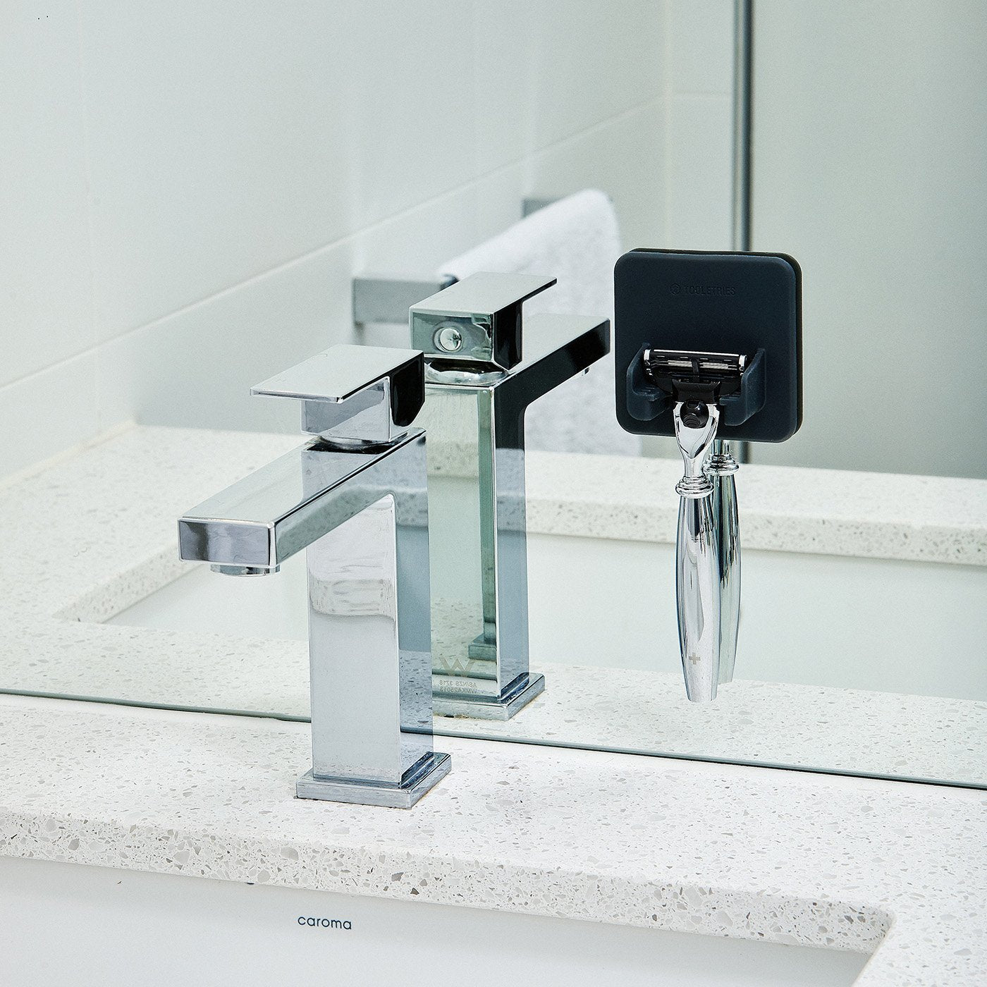 Razor Holder